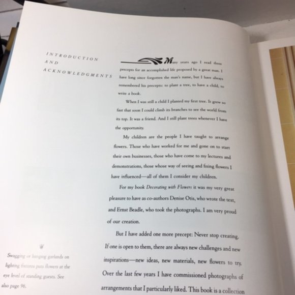 LIKE NEW Book: More Decorating With Flowers By Ronaldo Maia 1995 - Picture 11 of 11